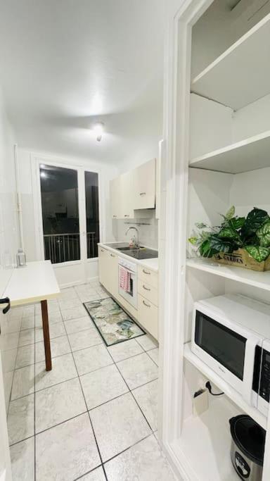 Appartement F3 Lumineux - Tres Proche De La Mer à Nice Extérieur photo