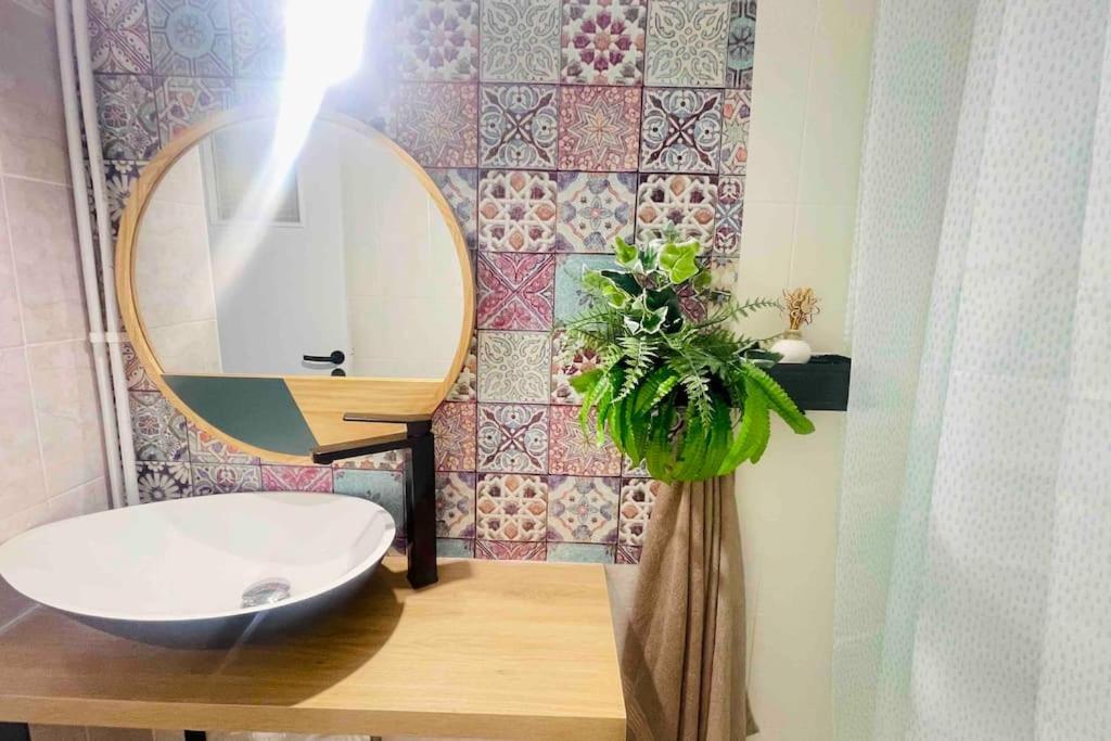 Appartement F3 Lumineux - Tres Proche De La Mer à Nice Extérieur photo